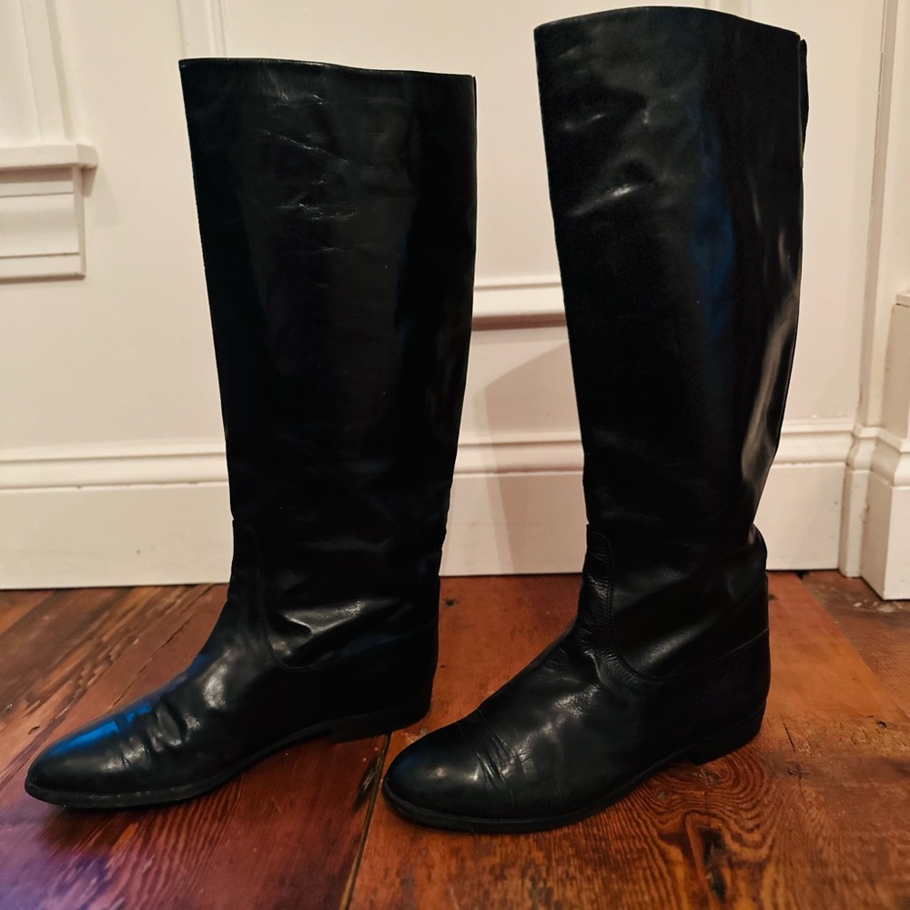 Gucci Black leather riding boots . Amazing vintage 1980's pull on boots - Picture 2 of 5